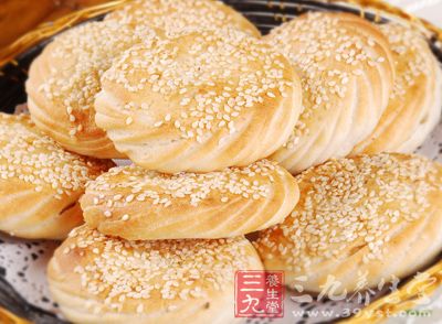 武大郎燒餅金黃酥香，造型美觀，誘人食欲