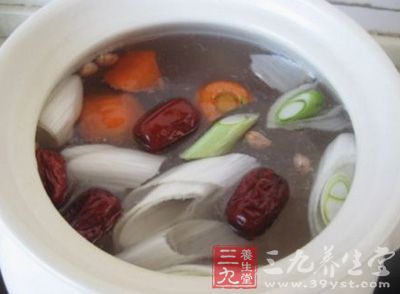 當歸紅棗排骨湯