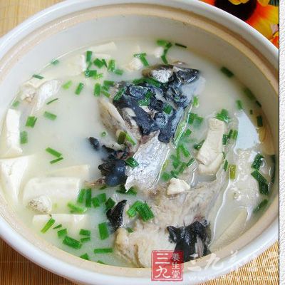 沙鍋魚頭豆腐湯