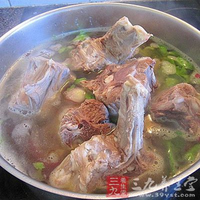 羊脊骨肉湯
