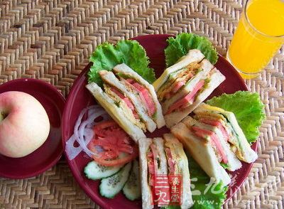 全麥杏仁三明治套餐