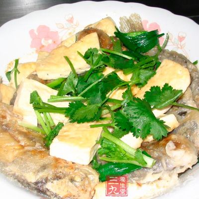 凍豆腐炖海魚