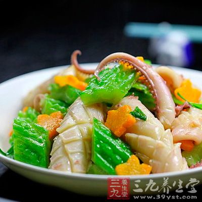 苦瓜爆鱿魚