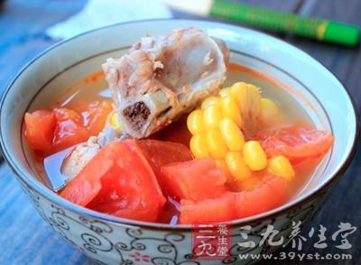 番茄苦瓜藜麥排骨湯