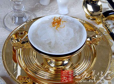 燕窩蜜棗湯