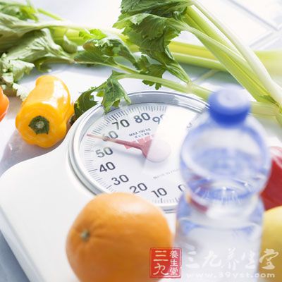 想通過不吃晚飯減肥,如何合理的安排正常的飲食呢 想通過不吃晚飯減肥,如何合理的安排正常的飲食呢