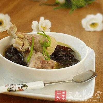 木耳雞湯
