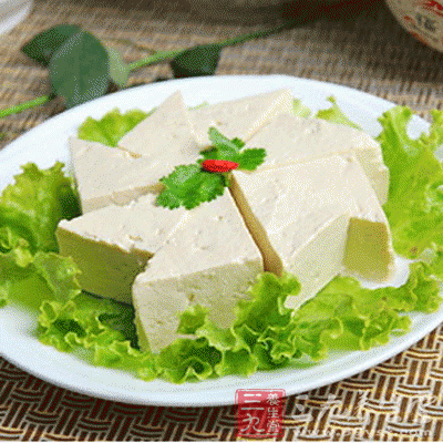 如果長期過量食用豆腐很容易引起碘缺乏，導致碘缺乏病的發生