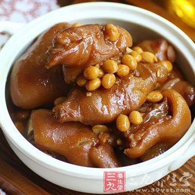 黃豆炖豬蹄(豬蹄+黃豆)