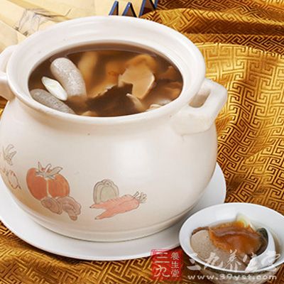 用餐最後才喝湯