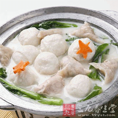 三色魚丸