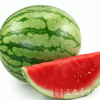 西瓜可以利尿、協助消化、消水腫 西瓜可以利尿、協助消化、消水腫