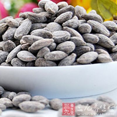 　食用吊瓜子，還能擴張心髒冠脈，增加冠脈流量作用;