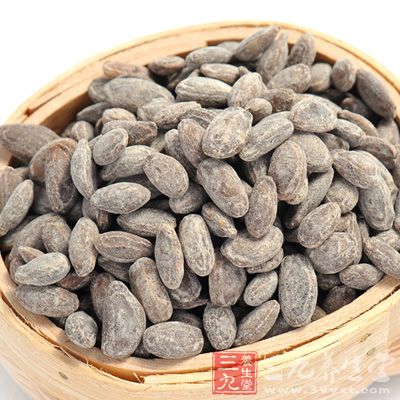 吊瓜對土壤要求不嚴，既適零星種植，又可成片種植，對成片的吊瓜地還可以進行套種，且一年種植投入，多年收獲受益，省工、省本、經濟效益好，發展潛力大。