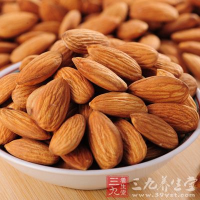 杏仁分甜杏仁與苦杏仁