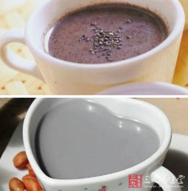 黑芝麻花生豆漿