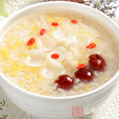 夏季多喝湯能調節口味，增強食欲