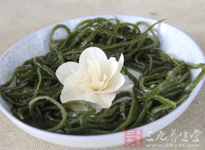 海帶芽肉片冬粉湯