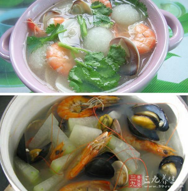 冬瓜最大優點是很好的減肥食材,而且還有抗衰老的作用,久食可保持皮膚潔白如玉,潤澤光滑。 冬瓜最大優點是很好的減肥食材,而且還有抗衰老的作用,久食可保持皮膚潔白如玉,潤澤光滑。