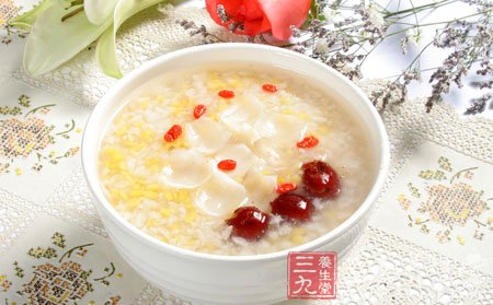 山藥百合大棗粥