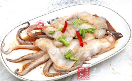 鱿魚須煮熟透後再食