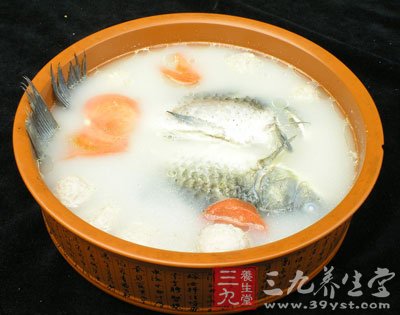 蘑菇鲫魚潤燥化痰
