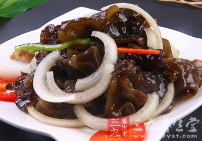因洋蔥內部水分含量多