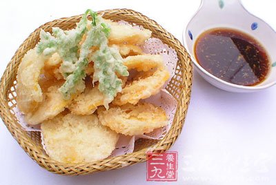 盤內加入色拉油高火5分鐘