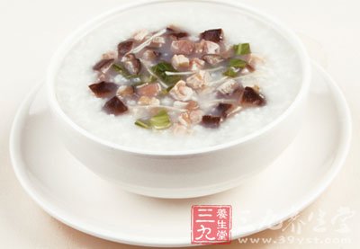 莴筍中的某種物質對視神經有刺激作用