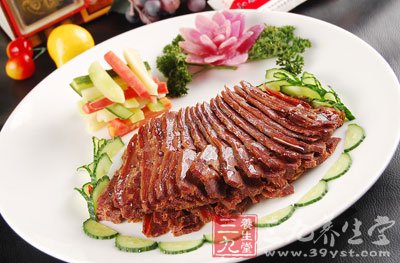 然後取出晾涼即可改刀切片裝盤食之