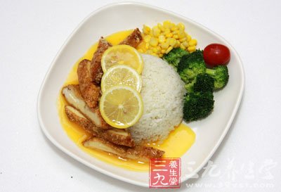 下沸油鍋炸一下撈出
