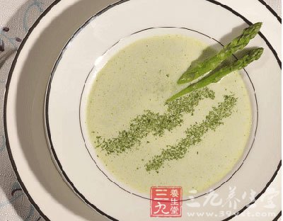 蘆筍蓮火腿粟米湯