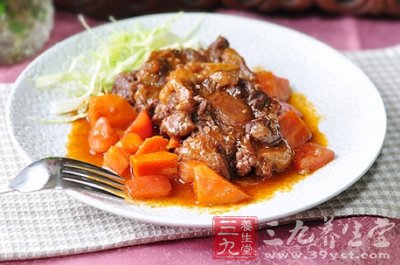 香菜消毒後伴在碟邊即可