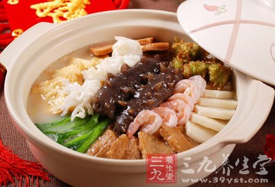 40分鐘左右再撒入蔥花胡椒粉即可上桌