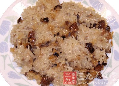 最後放入糯米炒勻即可