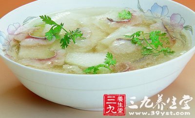 下魚肉稍煮至剛熟調味即成