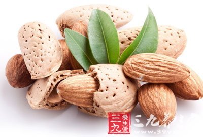 掉發的人更易缺乏維生素B6維E鐵和鋅