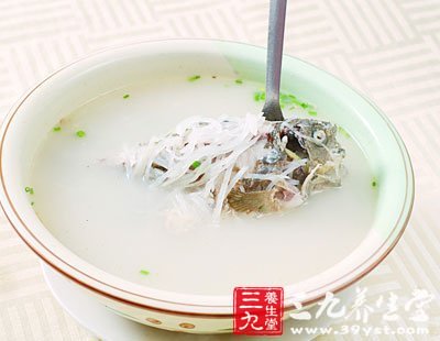 蘿卜鲫魚湯的做法