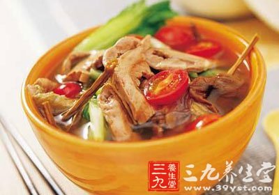 多喝參歸豬心湯亦具有益氣養血及健胸的療效