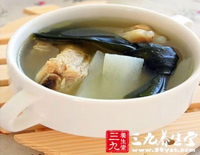 白蘿卜海帶排骨湯的做法