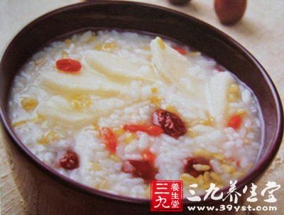 丹參糯米粥有活血化淤、通絡止痛的功效