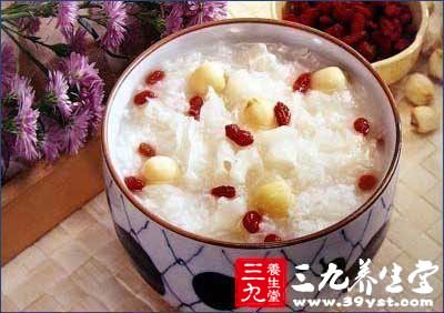 蓮子粥可治胃及十二指腸潰瘍