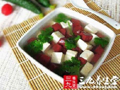 蝦皮含有大量的鈣、磷，是兒童的補鈣食品