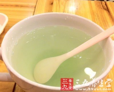養顏蘆荟甜湯待涼後進冰箱冷藏更佳