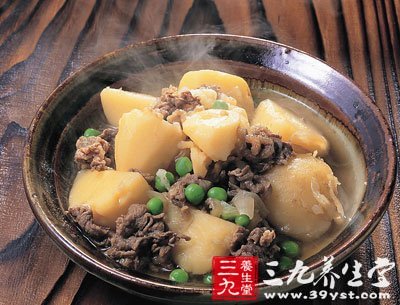 牛肉配土豆