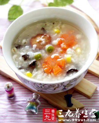 吃養顏美容潤肺粥養胃