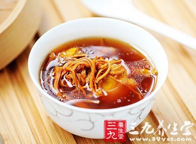 黃花菜蟲草花炖雞湯