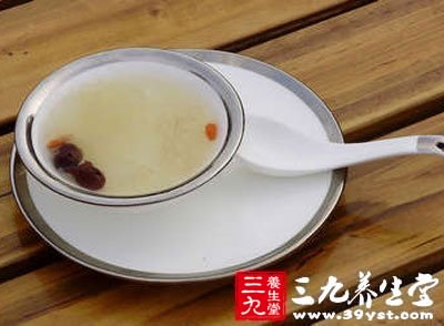 銀耳櫻桃養顏湯