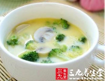 雙孢蘑菇炖雞或炒菜