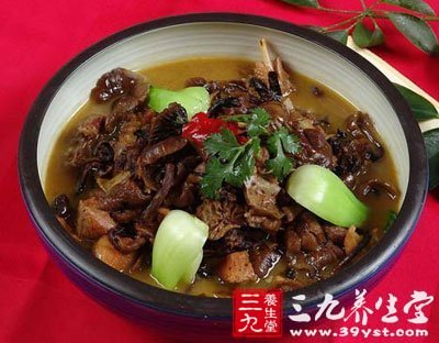 雞肉炖蘑菇的做法
